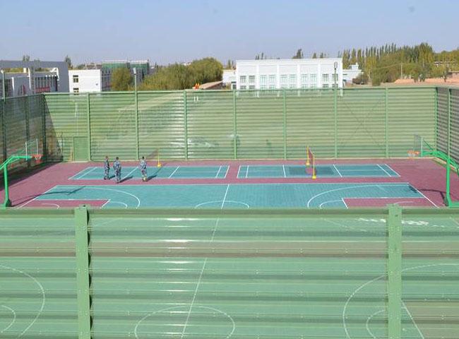 windbreak-загородк-стадион