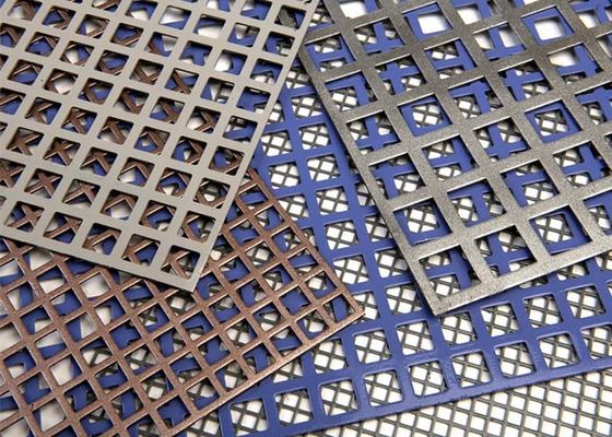 Экран металла отверстия квадрата пефорированный обеспечивает более многотиражную область для фильтровать, скрининга и вентиляции