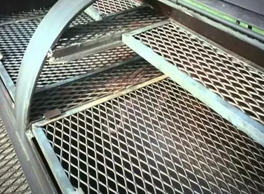 Диамантообразное открытие из нержавеющей стали Расширенный металл для архитектурных барьеров