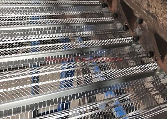Высокая прочность реберной решетки сетки Большая способность к скреплению гипса