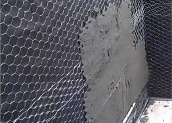 Шестиугольная проволочная сетка, используемая в качестве штукатурной сетки для укрепления крыши и стены